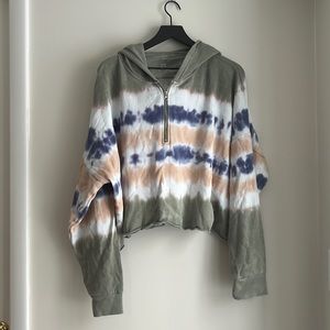 Cropped tie dye hoodie